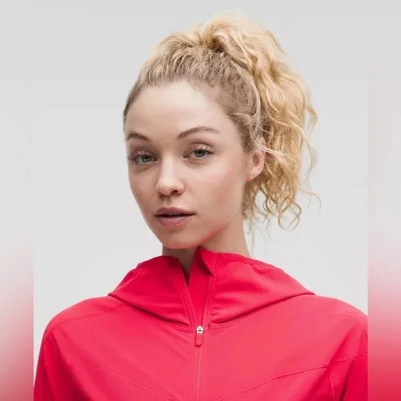 Mist Over Windbreaker in Red Glow - Picture 6 of 8